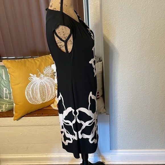 London Style black and white floral dress - NWT. - Picture 6 of 9